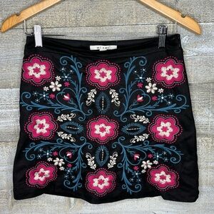 Miami black embroidered floral mini skirt small